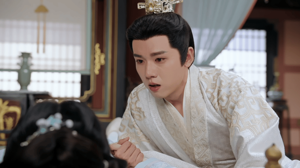 张耀把萧千清的魂接住了凤凰台上真诚告别藏满心意，用心揣摩贴近角色内核。共情萧千清