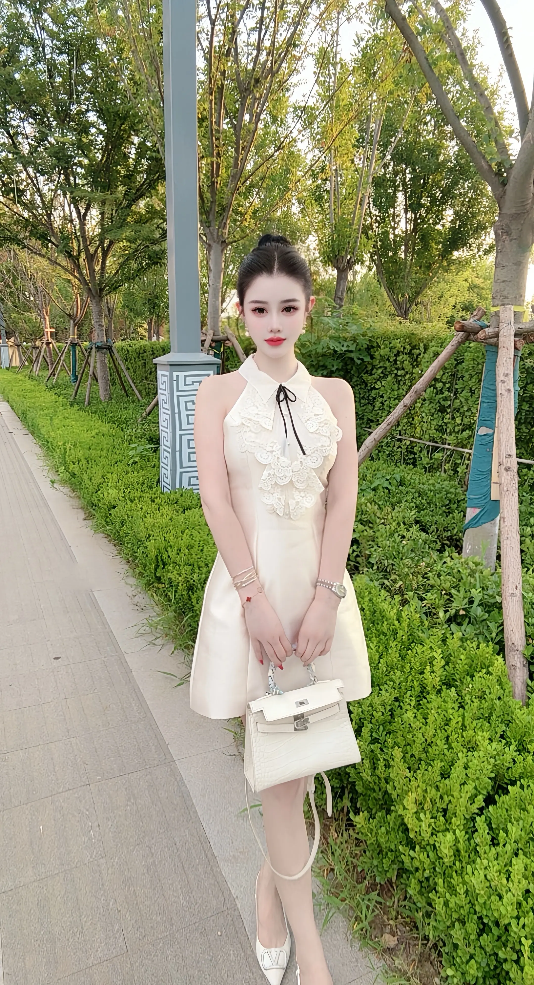 《生万物》里杨幂说：男人是用来撑腰的，而不是在出事的时候批判自己的，一...