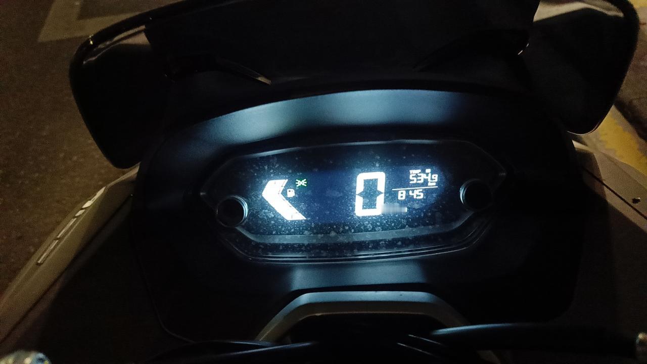 都这个年龄了，正好是上有老下有小的时候，哪里都要花钱，还是选择豪爵150踏板摩托