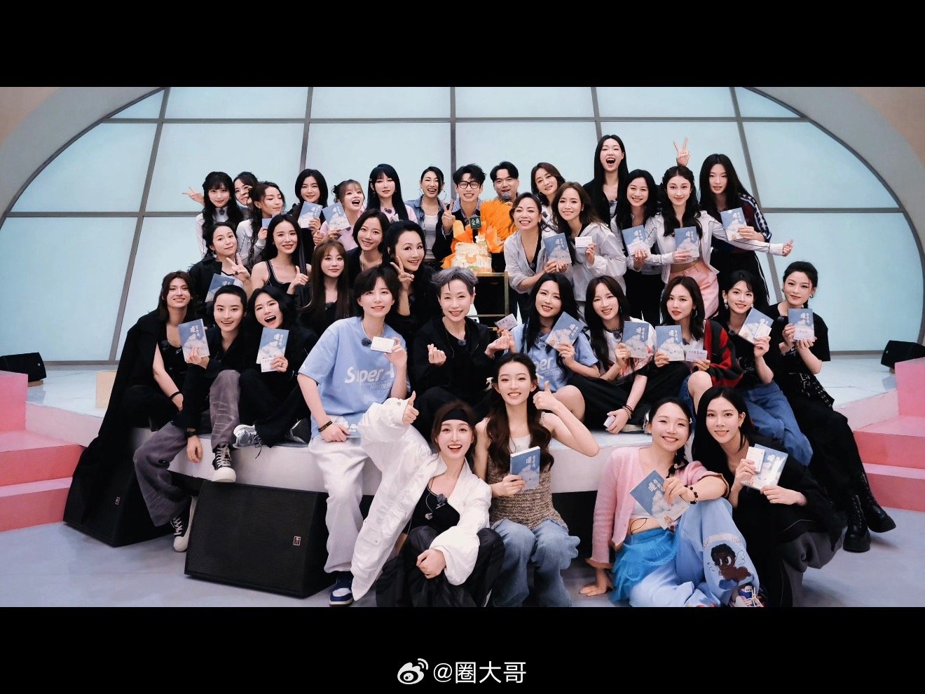 看完何炅看谢娜 何炅谢娜综艺对打 哈哈哈哈哈就是说好久不见的名场面了啊？！！就是