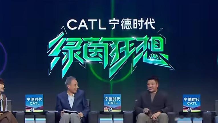 李金羽解读C罗骗过全世界C罗有意改变自己的踢法，一定会进更多的球。 