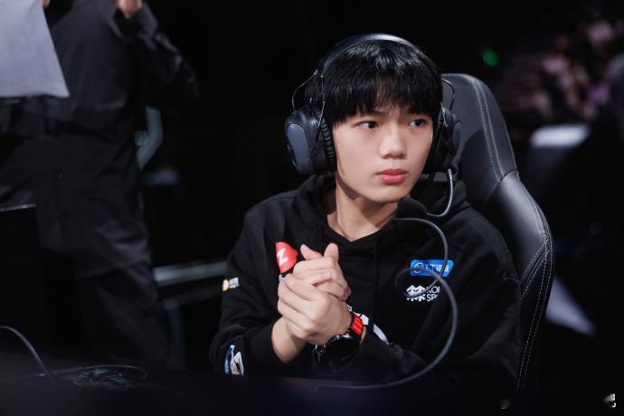 心疼清清 放下遗憾与自责吧，重整心态再出发，我们始终相信你，期待你再次闪耀赛场 