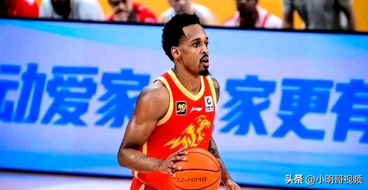 广厦外援布朗离队背后的博弈

CBA争冠关键期，浙江广厦外援小巴里布朗订票离华，