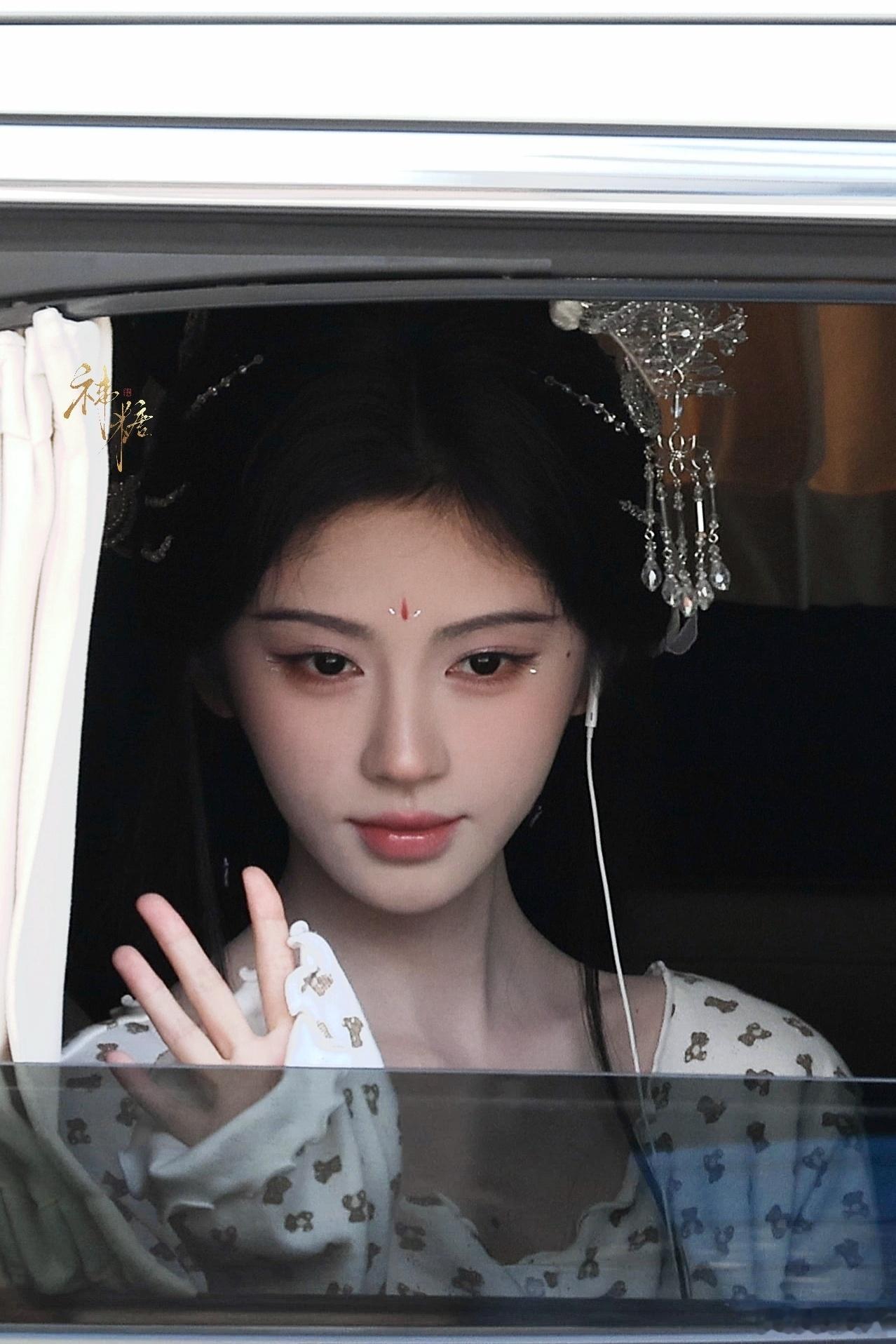 鞠婧祎鞠婧祎苏绿夏鞠婧祎万花世界 ᨳ⁺˳⋆. 放根逗猫棒在这 愿者上钩𐃆 ·̩