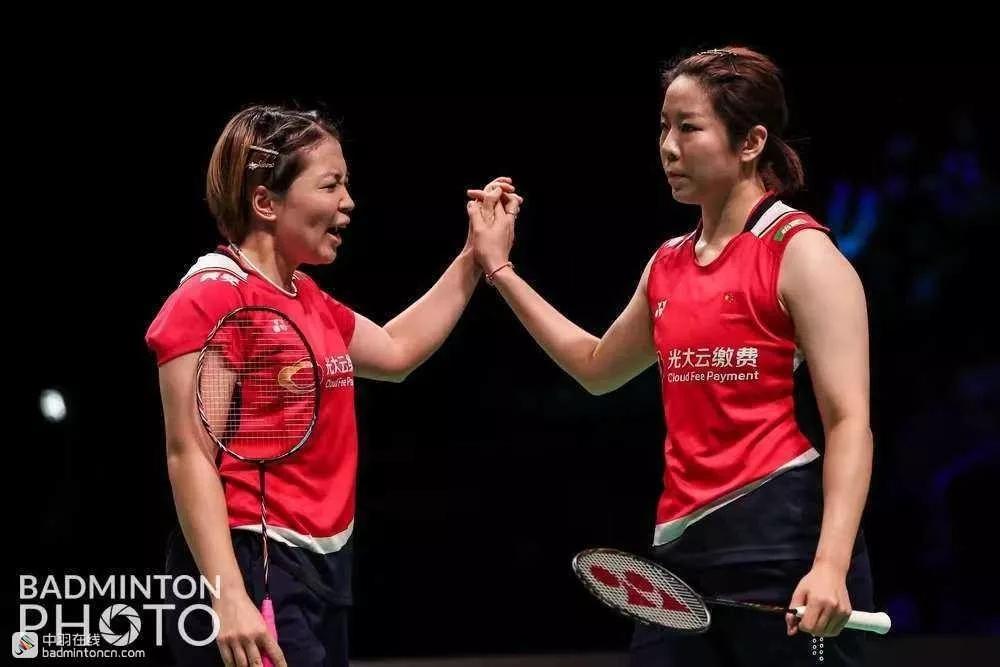 2023世界羽联年终总决赛！陈清晨/贾一凡组合2-0战胜韩国组合，夺取冠军，成就