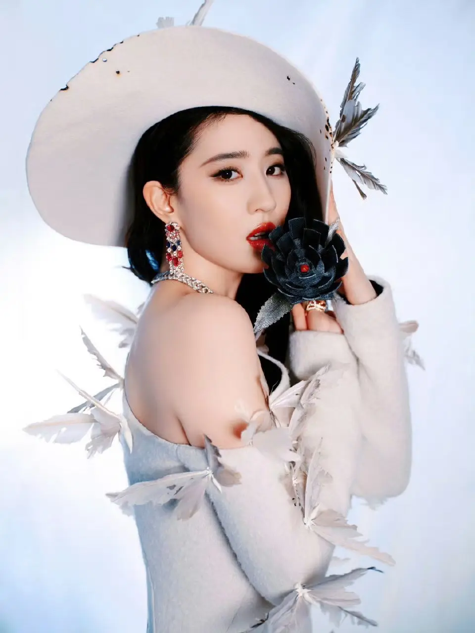 刘亦菲。