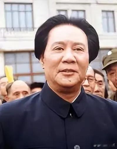好多人都认为古月是毛主席丢失的孩子，他说大家误会了，自己出生的时间、地点和主席没
