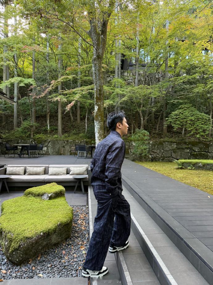 如果儿子不管你叫爹，你也千万不要管他叫爹，一旦叫乱了，就分不清辈份了。无论如何捋