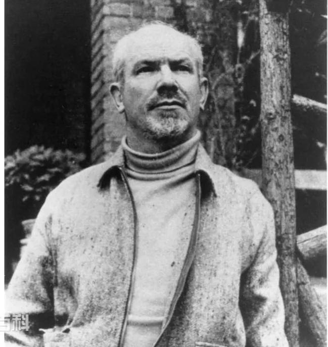 1938年1月8日，加拿大共产党员、著名胸外科医师‌诺尔曼·白求恩‌率领由加拿大