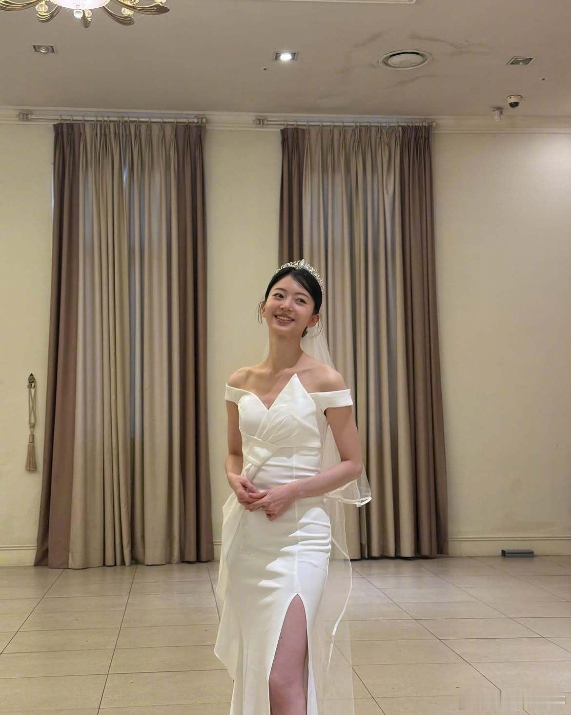【张东润宣布与女演员金承润今年10月结婚——“想成为彼此的依靠” 】25日，张东