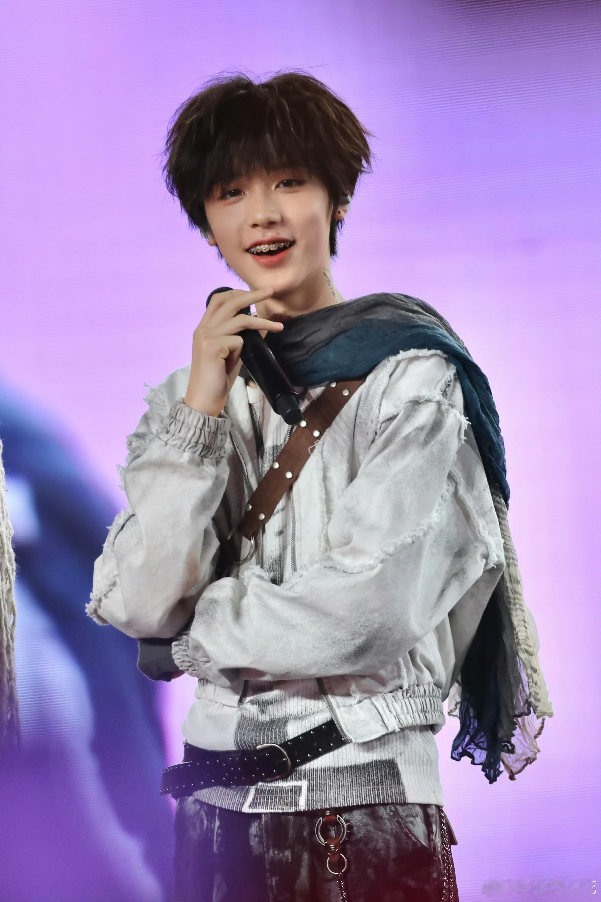 魏子宸超绝舞台表现力 魏子宸 一会儿见