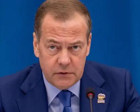 美国又开始坑自己的欧洲盟友了，这次的吃相简直难看至极，连俄罗斯的梅德韦杰夫都忍不