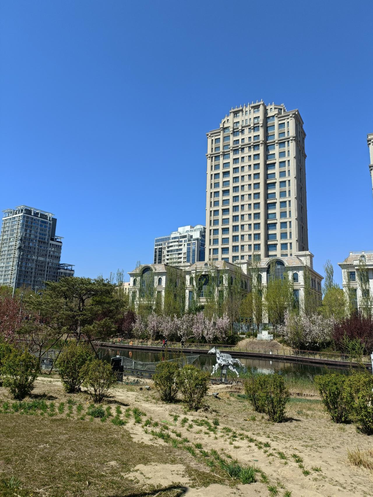 晒图笔记大赛美丽的亮马河畔，春季踏青正当时