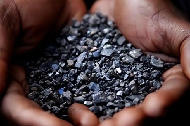 越南想接中国钨矿“接力棒”？5540万吨巨矿摆上台面，短板难破局

这话听着挺唬