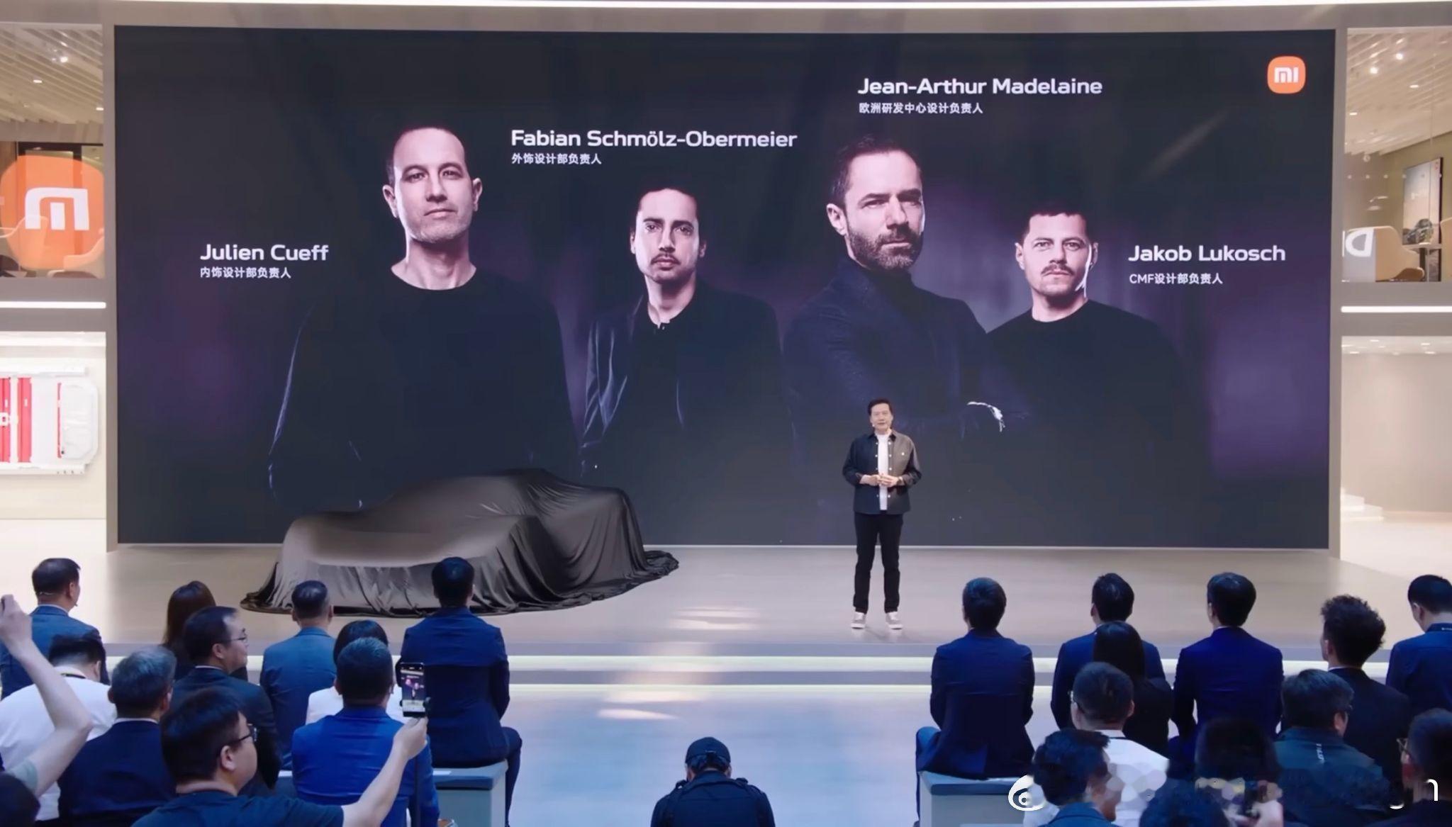 刚发现，小米汽车的「内饰设计部负责人」 Julien Cueff 和「CMF设计