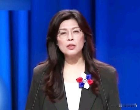 如果赵少康不整那出“介选”，说不定郝龙斌还真赢了，毕竟跟郑丽文相比，他属于国民党