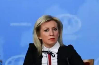 俄罗斯专家最近讲了句挺扎心的大实话：如果中国真要对日本亮剑，那就得在“按兵不动”