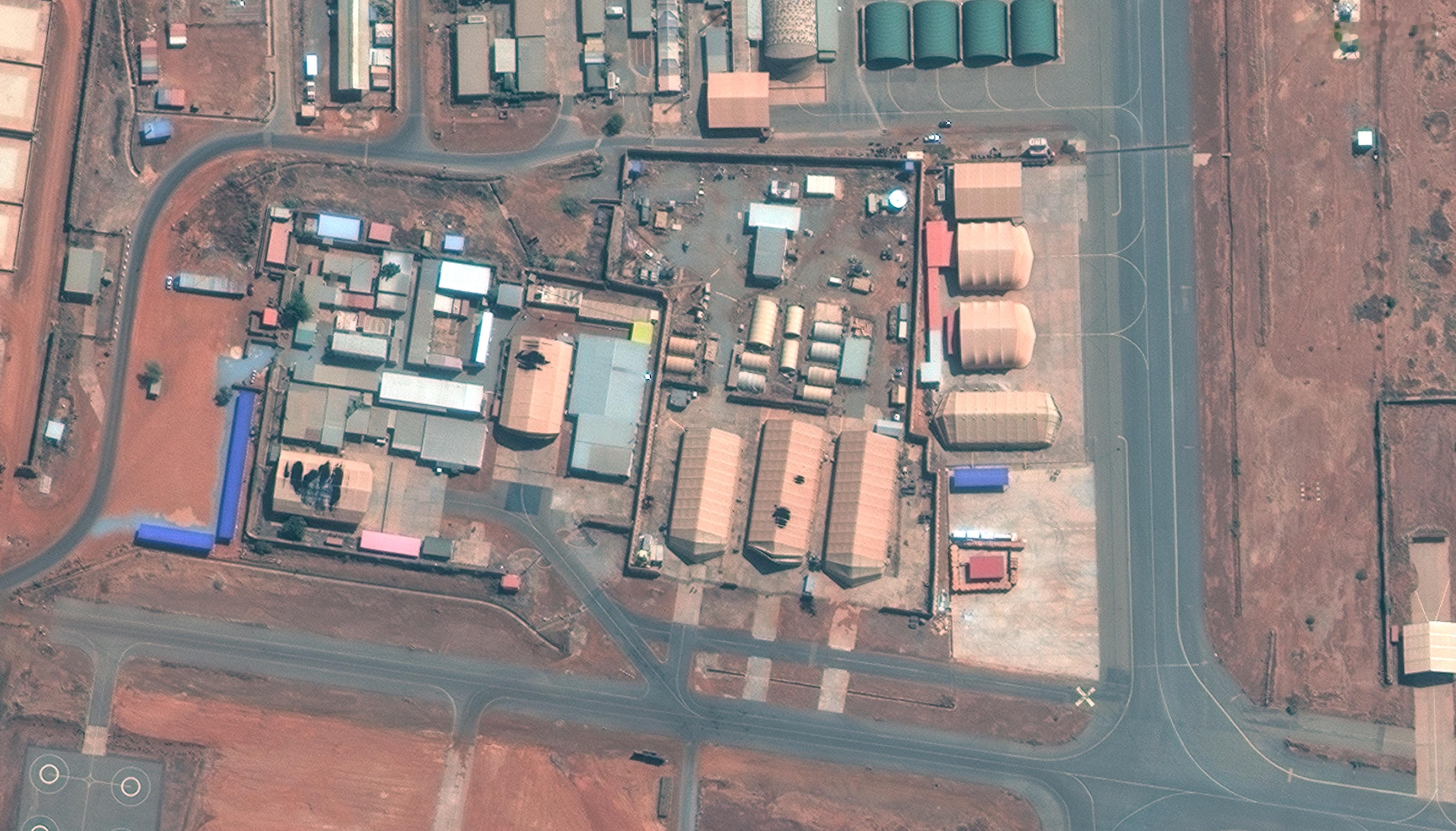 烽火问鼎计划  最近两年，马里和布基纳法索都从中国进口了大批量的中系装备，其中一