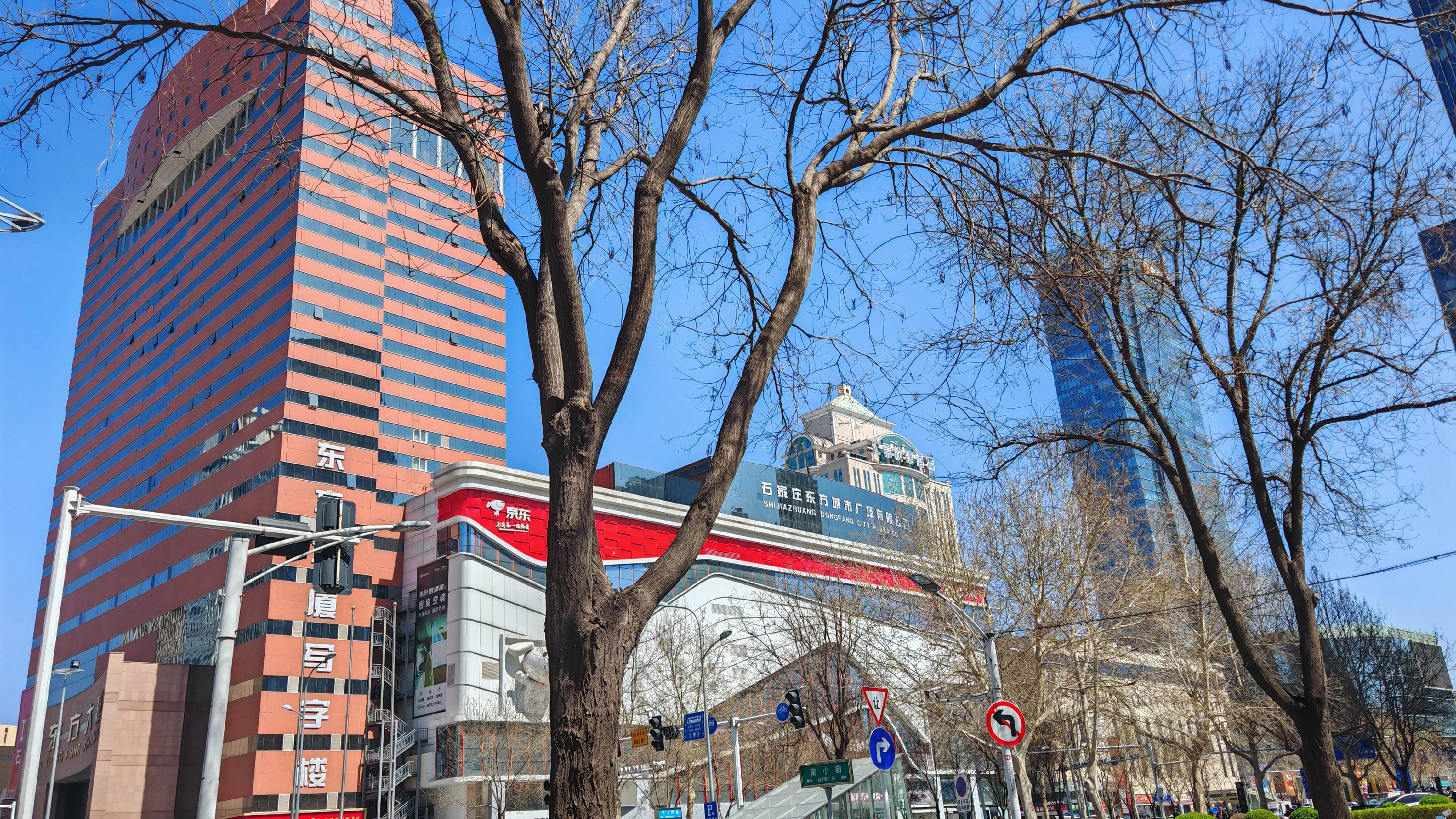 一定要养成这十个习惯，你的日子就会越过越好： 1、一定要少说话！少说话...