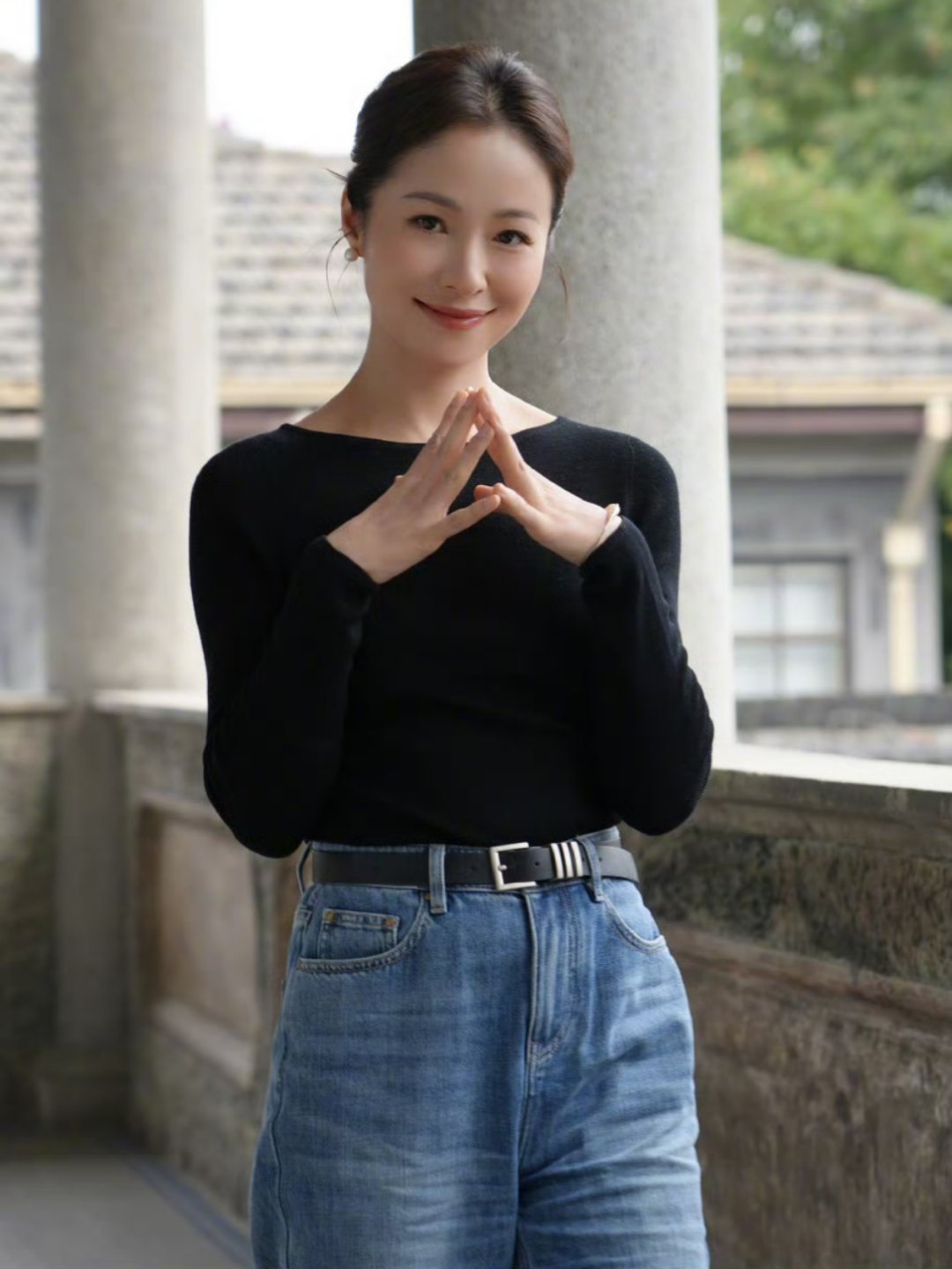 江一燕离婚 江一燕在浪姐中自曝已离婚，据了解和江一燕离婚的是导演赵汉唐，两人因合