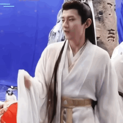 赴山海打算进暑期档了？ ​​​