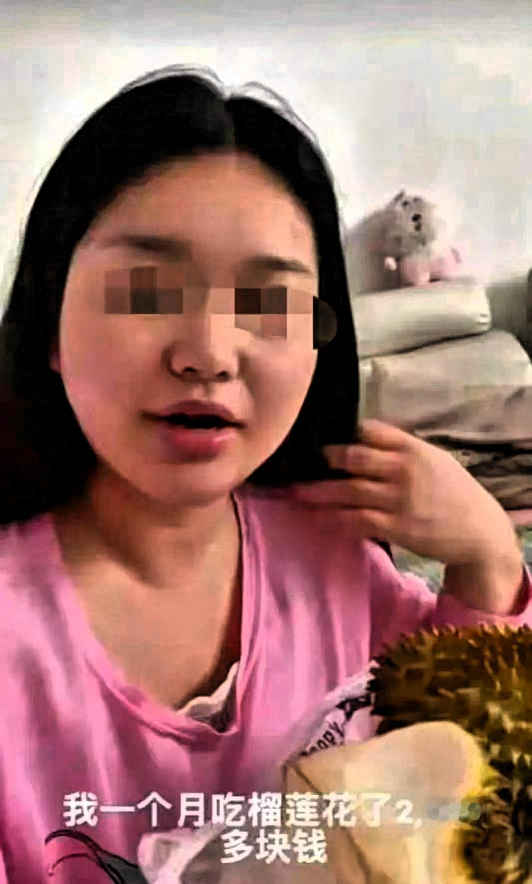 榴莲姐的下场大快人心！

一个月2000元的榴莲女，前几天还在抱怨老公挣的少，让