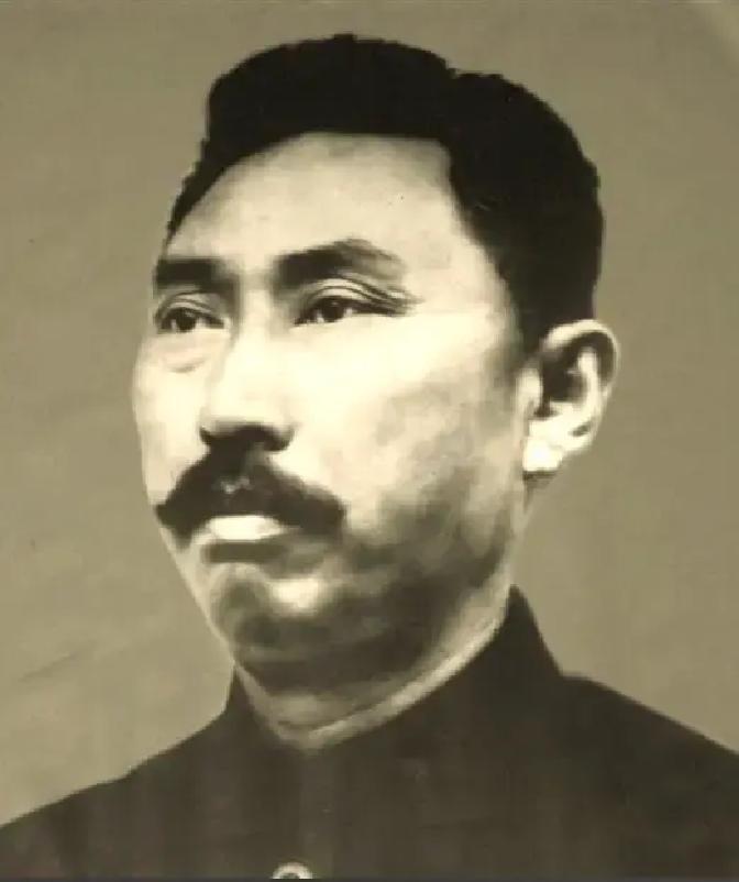 1950年，湖南省委给毛主席发报：“请求批准枪决陈渠珍，以绝后患！”贺龙知道后，