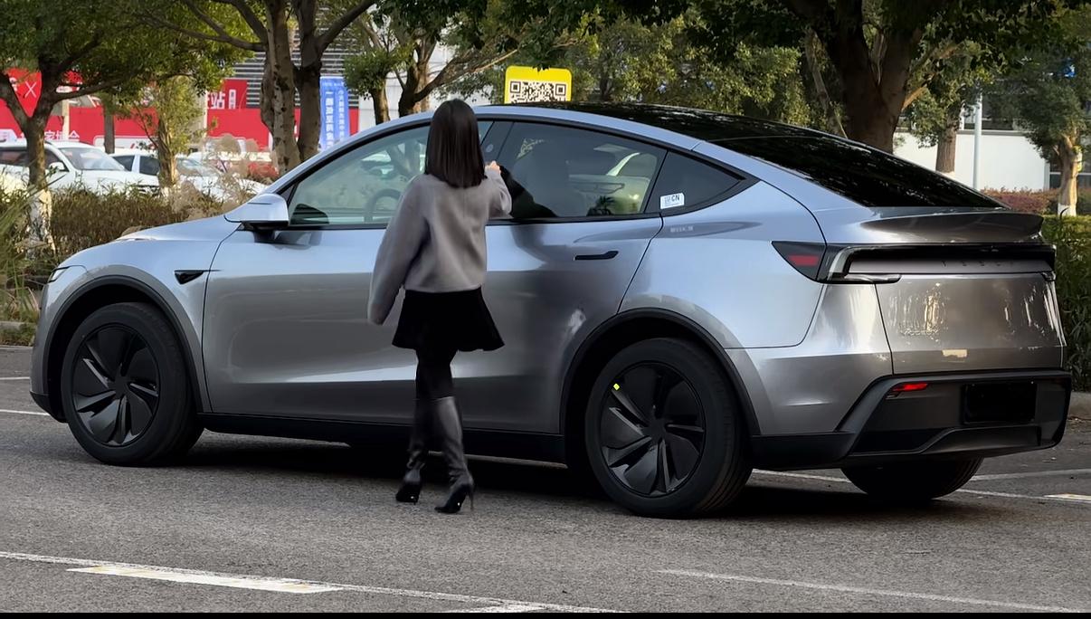 特斯拉的Model y车型全球累计销量突破了409万辆，从2023年至2025年
