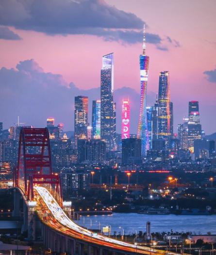 美国自以为拿捏全局：中国若不购买俄罗斯石油，会使俄陷入绝境。可惜，强行打压俄罗斯
