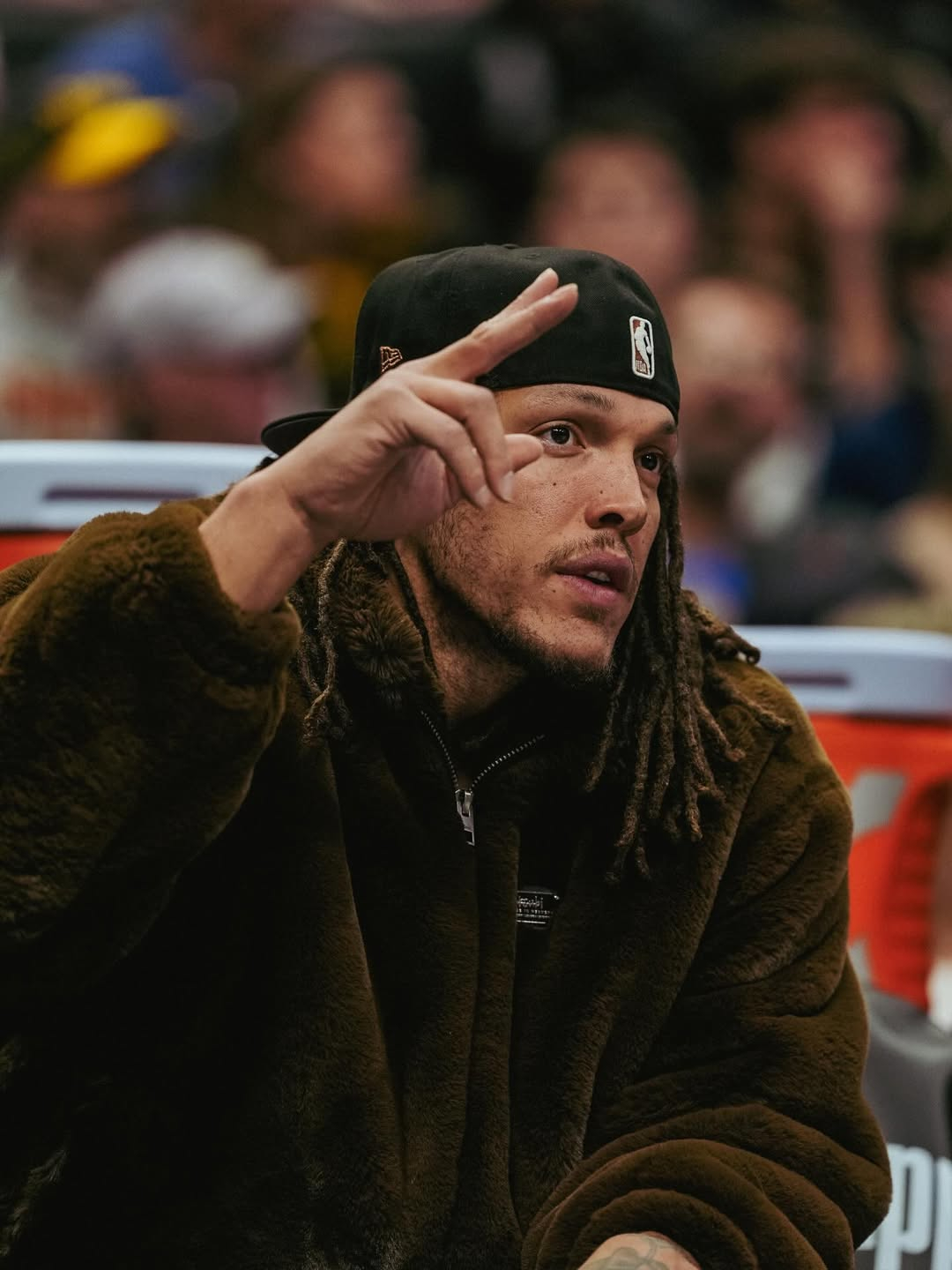 太帅了戈登！images via nuggets 