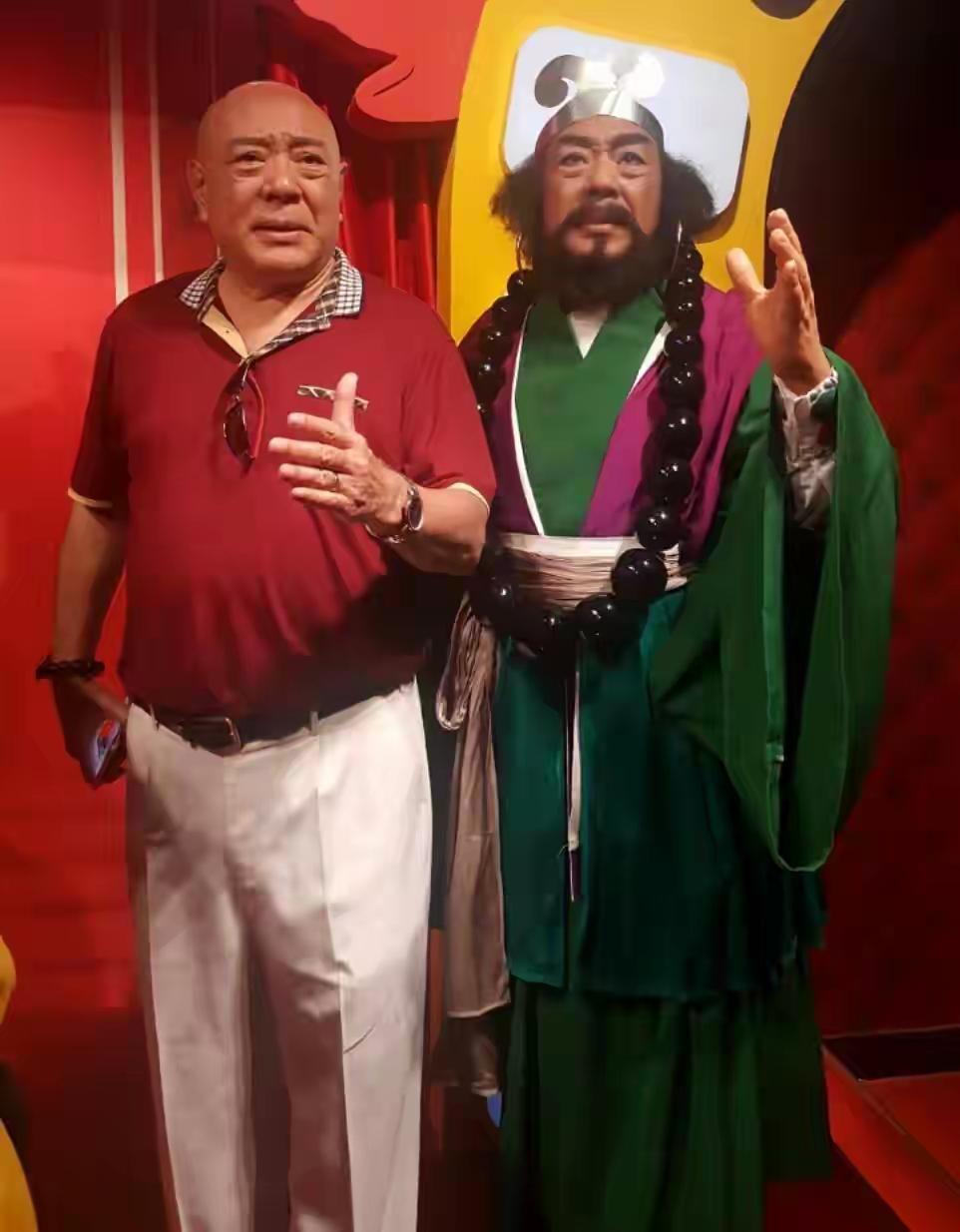 2025年11月7日，戏曲演员刘冰通过社交媒体发布一则令人悲痛的消息：在《西游记