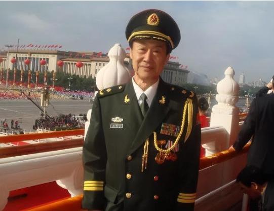 1964年6月，正当钱学森为东风2号导弹射程不够而苦恼时，王永志突然闯到他面前，