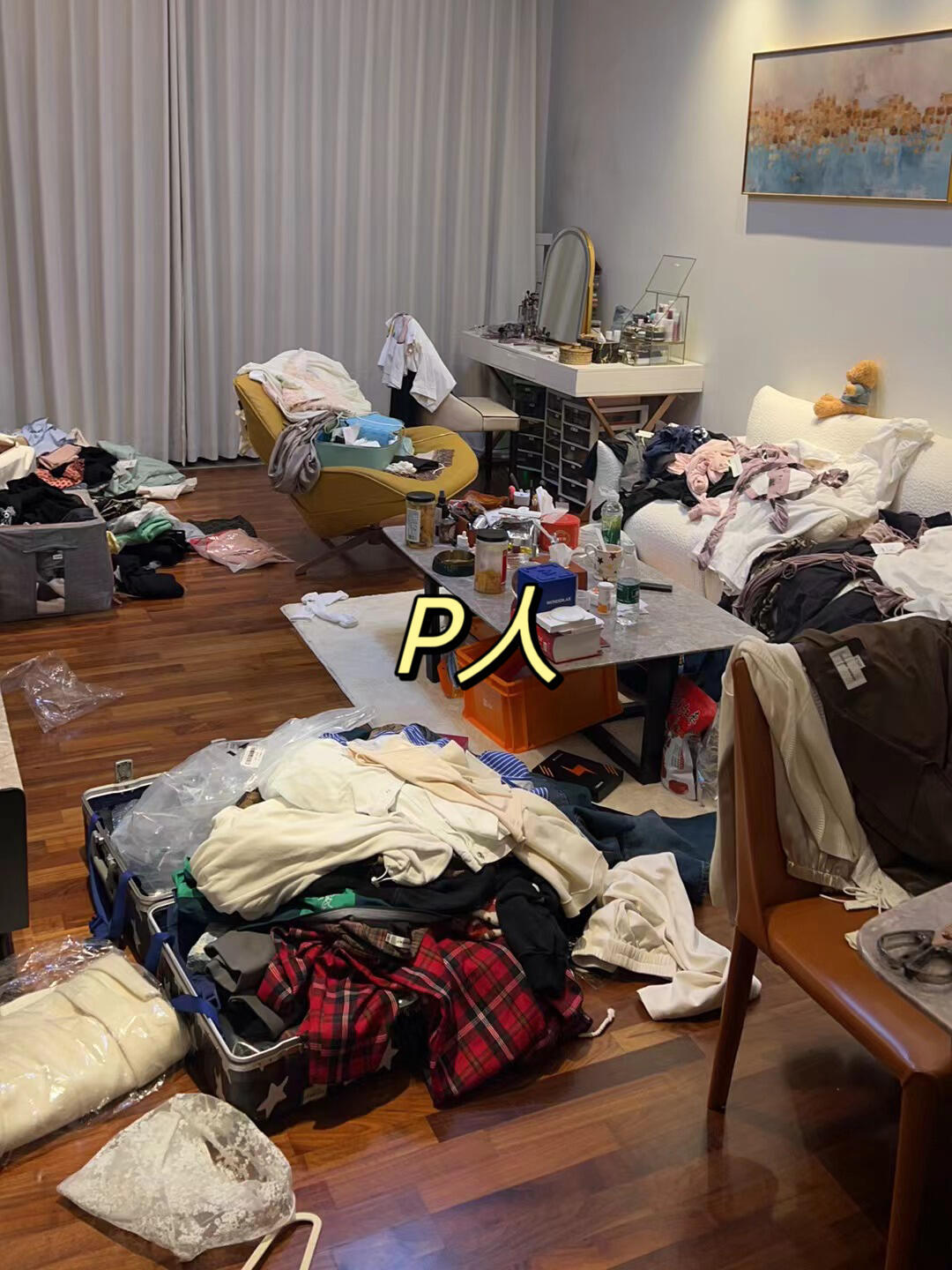 J人和P人旅行收拾行李对比…这俩儿就是最完美的旅行搭子！J人和P人行李箱的区别