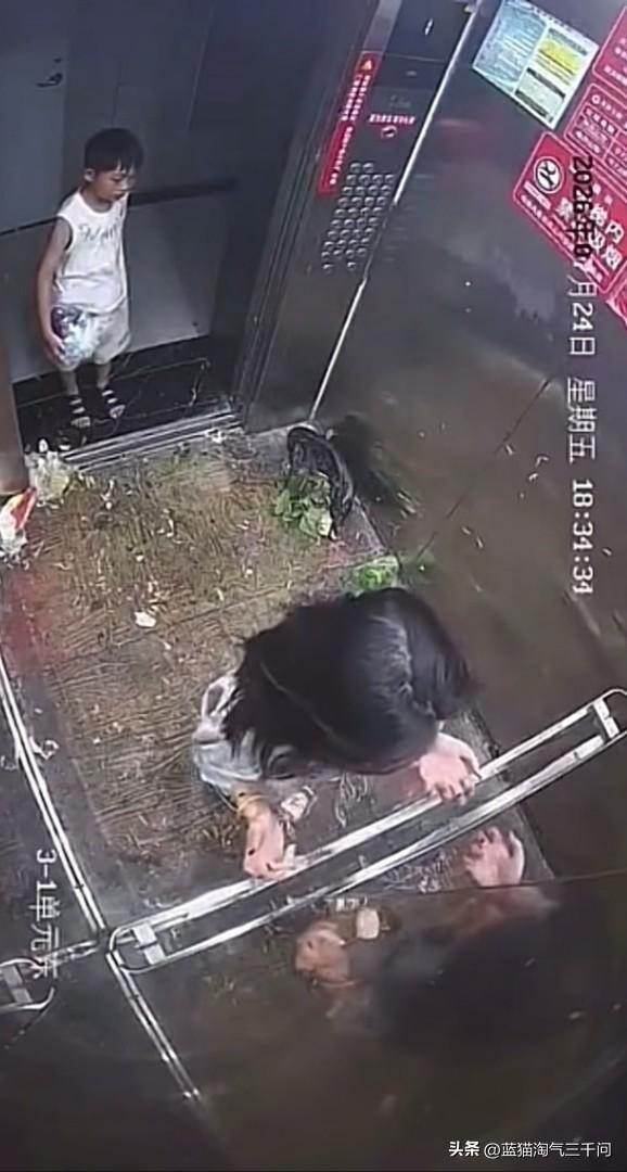 现实中，我见到过不少家庭，他们因为条件不错，不缺钱，孩子基本都是生下来就没自己带