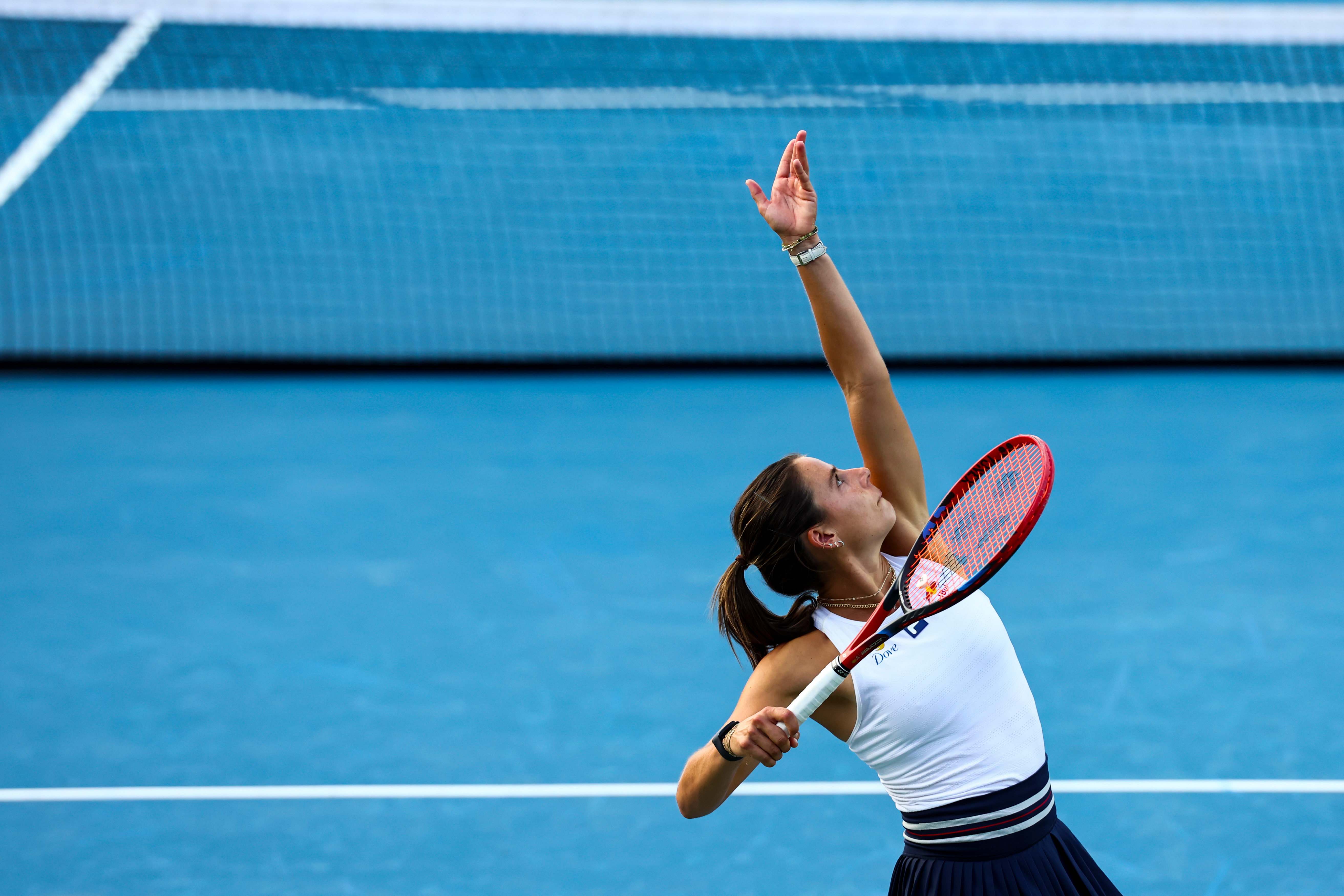 WTA1000蒙特利尔站第二轮，8号种子纳瓦罗以6-1 6-2横扫本土外卡马里诺