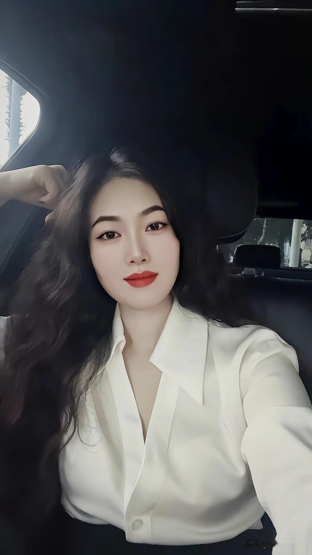 用体力赚钱，就老实点；用脑力赚钱，就机灵点；用钱赚钱，就狠一点；用资源赚钱，就圆