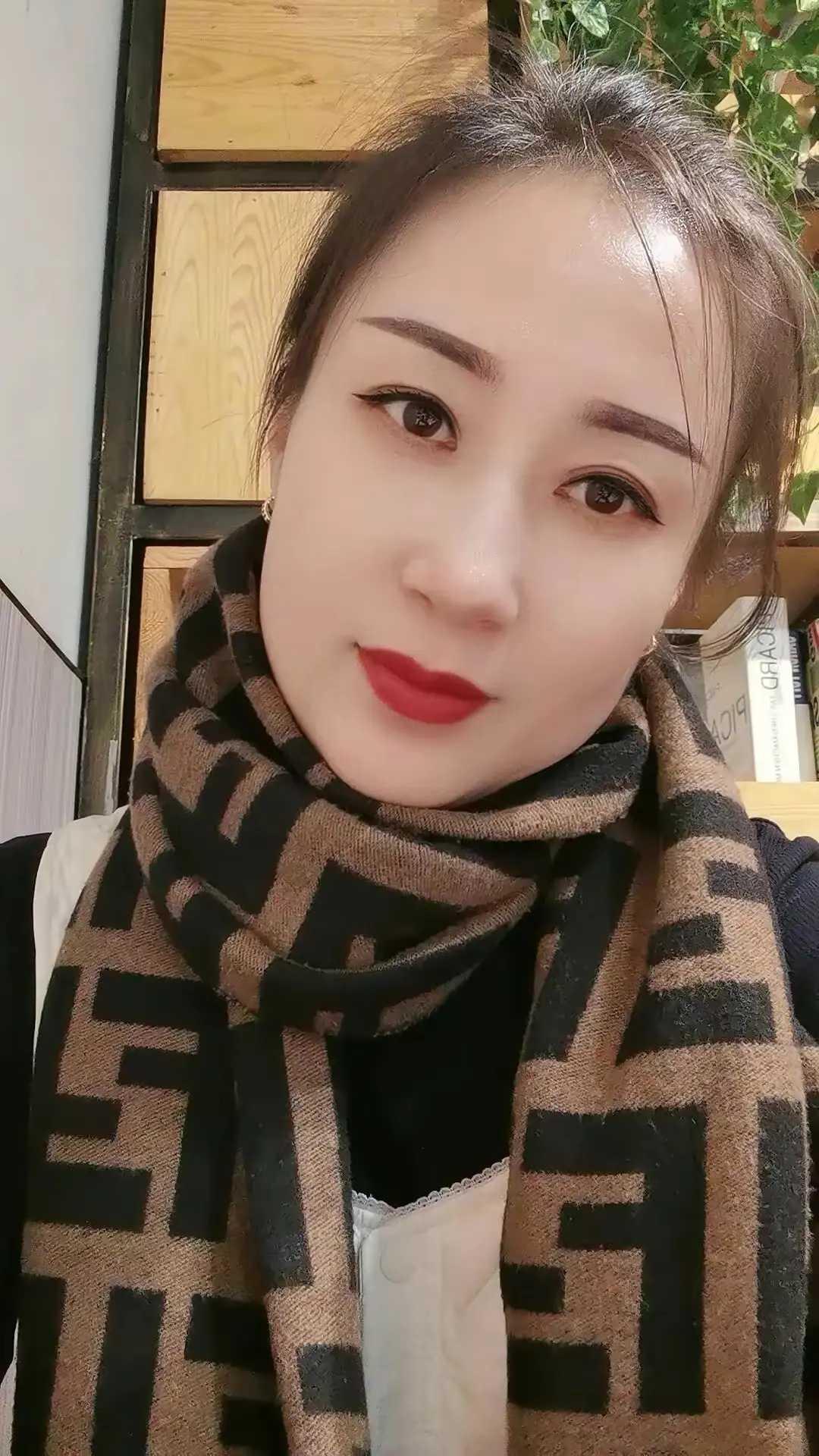 【巾帼力量，乡村绽放：我的表姐，一位年入15万的村妇女主任】

在广袤的乡土中国