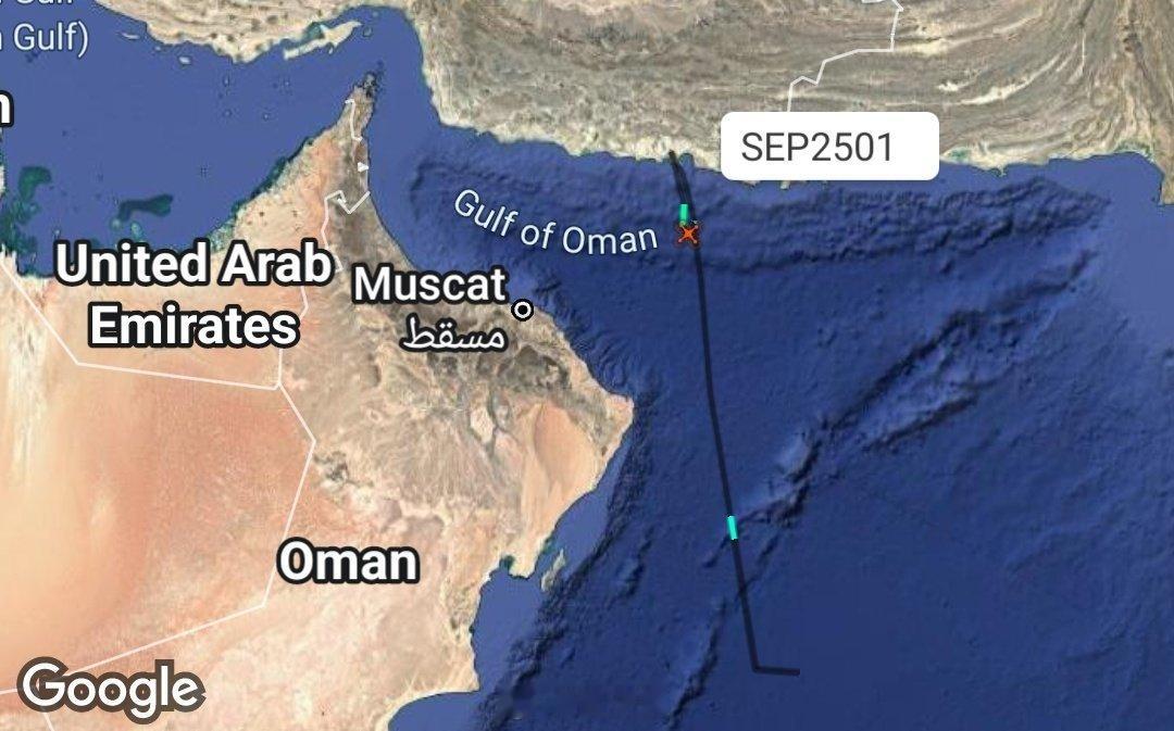 刚刚消息：在美方击落一架无人机之后，伊朗又派出一架无人机对美国“亚伯拉罕·林肯”