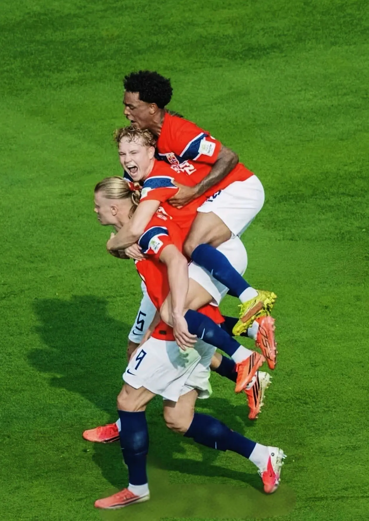 7⚽️。60年后，挪威🇳🇴会为自己的国家再颁回大力神杯吗