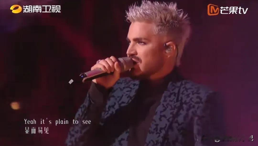 点评一下《歌手2024》今晚直播现状：
1、亚当绝了，直接CD，断层第一，状态十