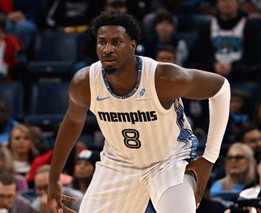 小贾伦生涯第2次单场30+5盖帽，灰熊队史第二仅次于小加索尔