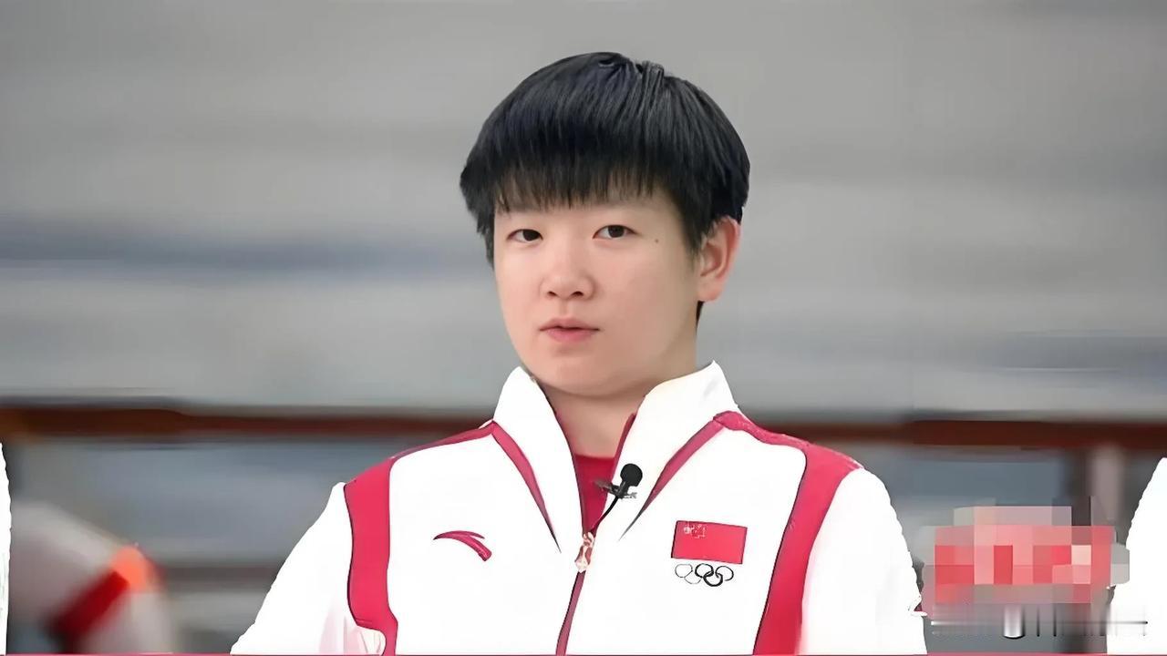 孙颖莎：混双新星，女单中坚，团体赛的灵魂担当

在乒坛的璀璨星空中，孙颖莎犹如一