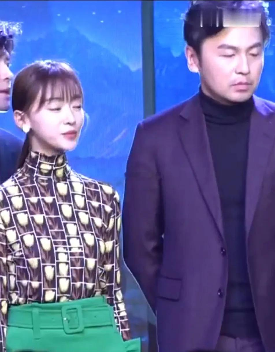 吴谨言和雷佳音同框也太好笑了，简直要逼死大头啊！俩人站一起看着好不真实，跟不在一