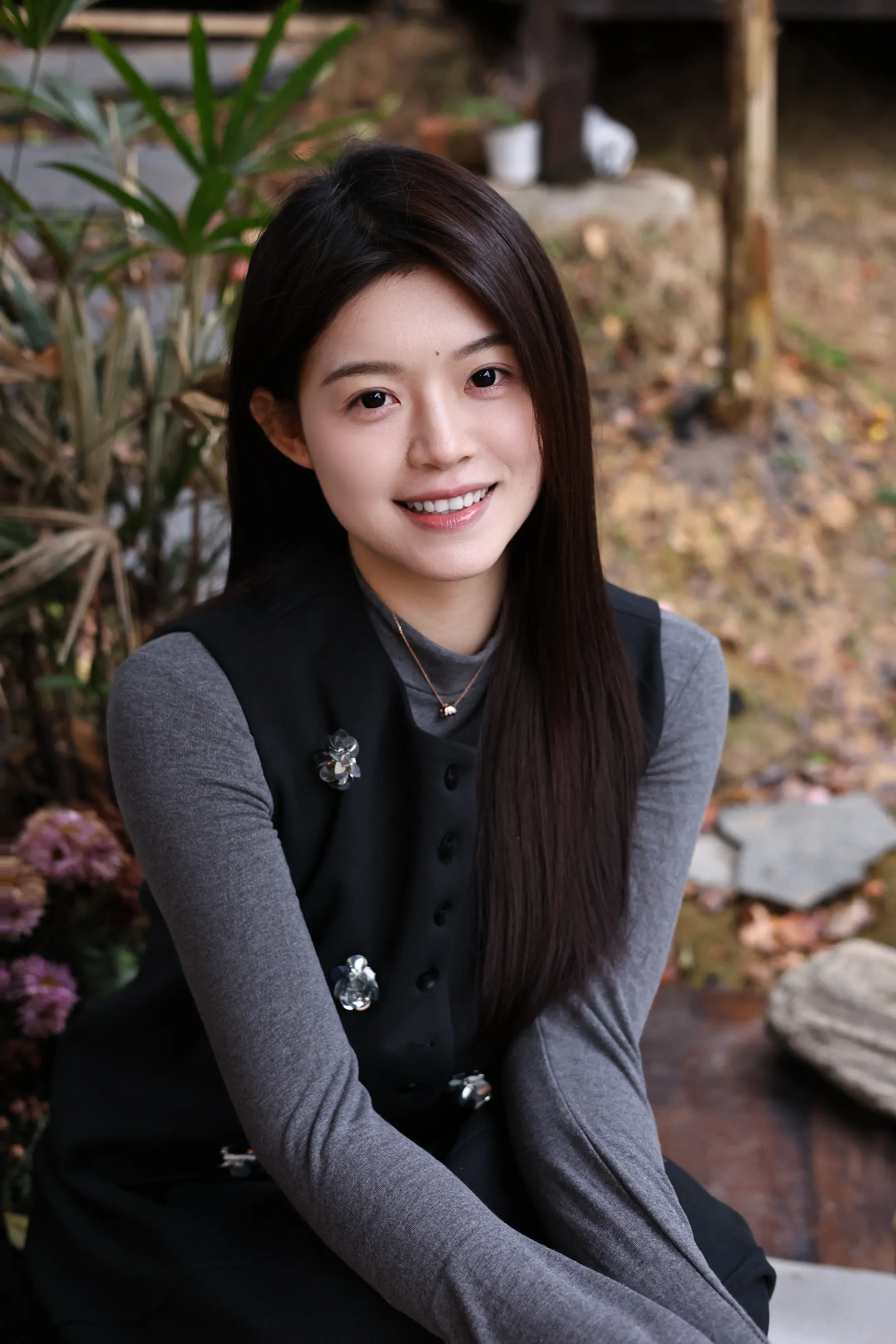 女人心总如水 起伏而迂回。