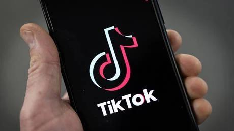 公道自在人心？学者们就TikTok禁令将德州告上法庭。7月13日，德克萨斯州的大