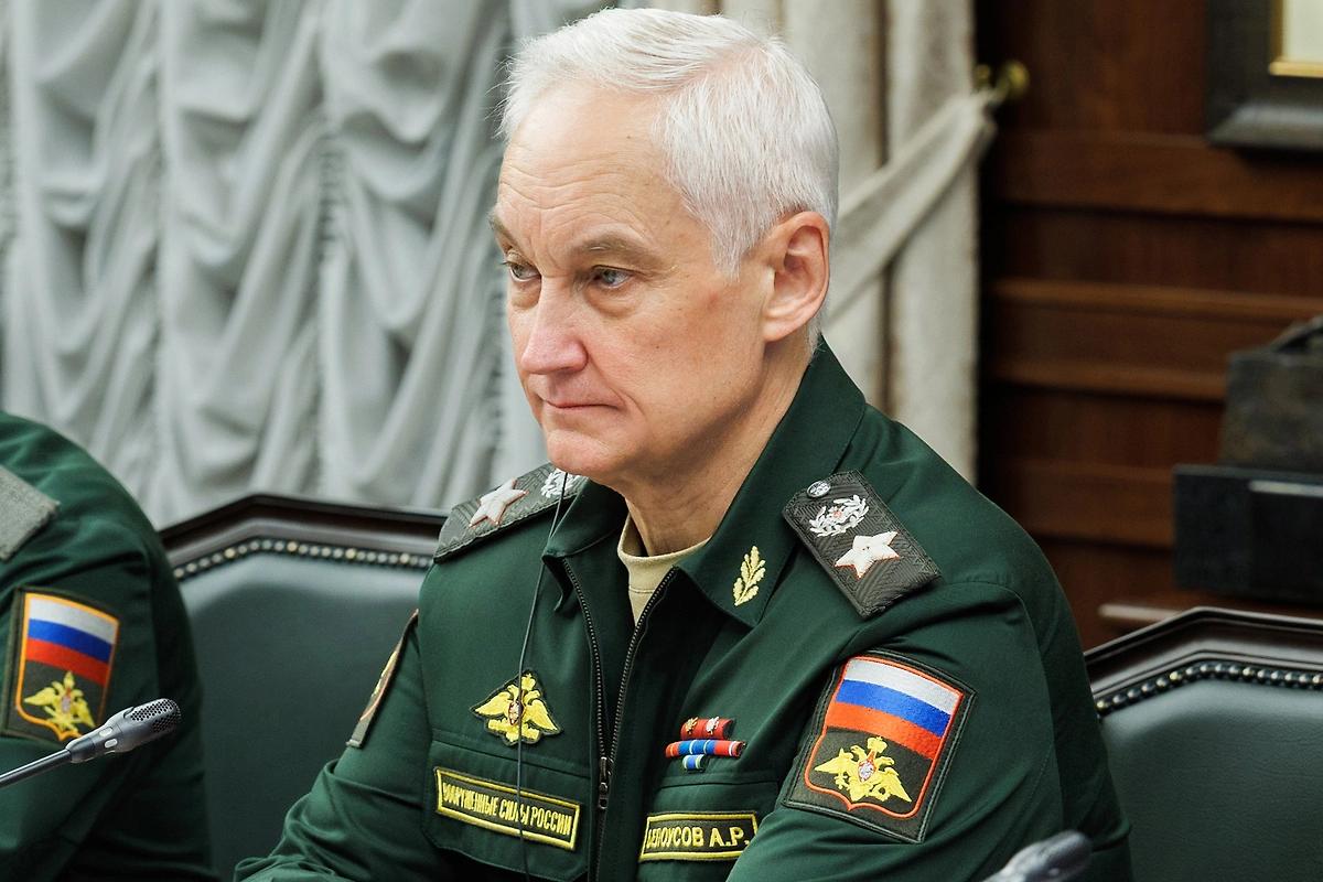 俄国防部：俄空降突击部队占领扎波罗热亚速海沿岸城市斯捷普诺戈尔斯克市

俄防长别