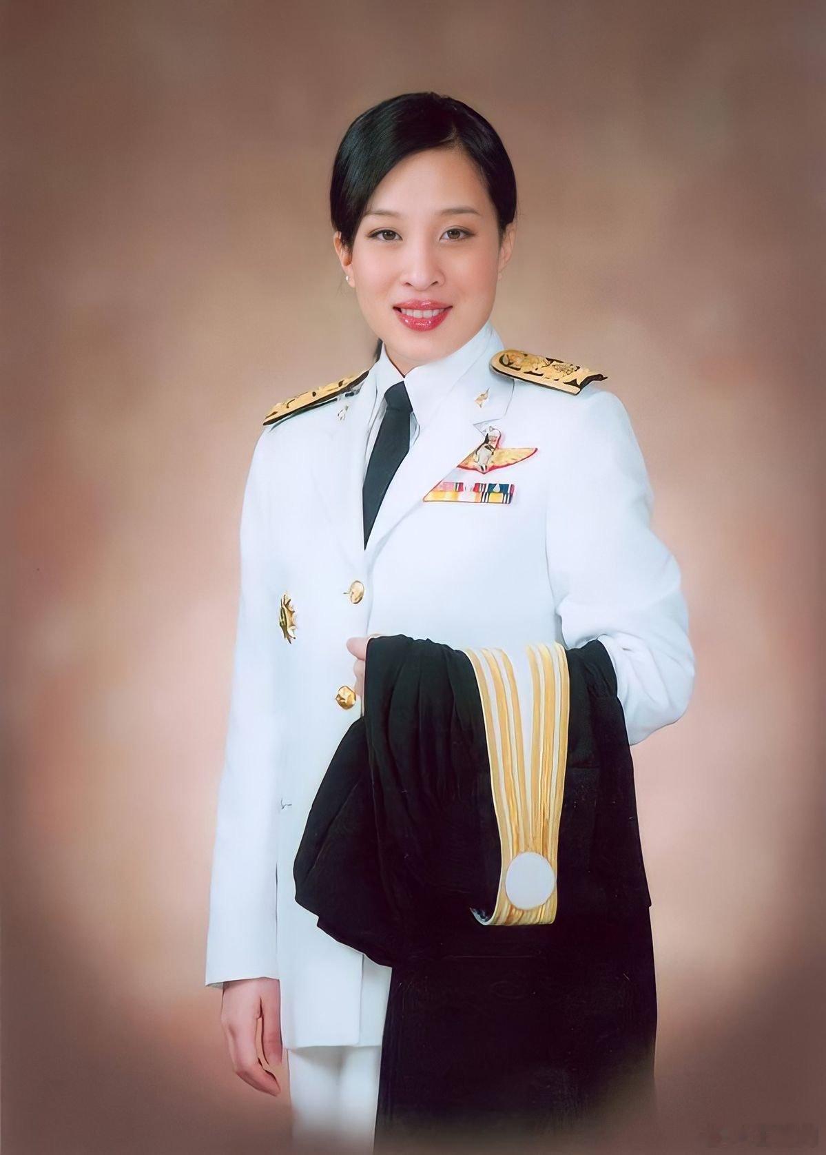 不丹王室泰国王室 🇧🇹🇹🇭来自不丹王室的哀悼不丹国王吉格梅·凯萨尔·纳姆