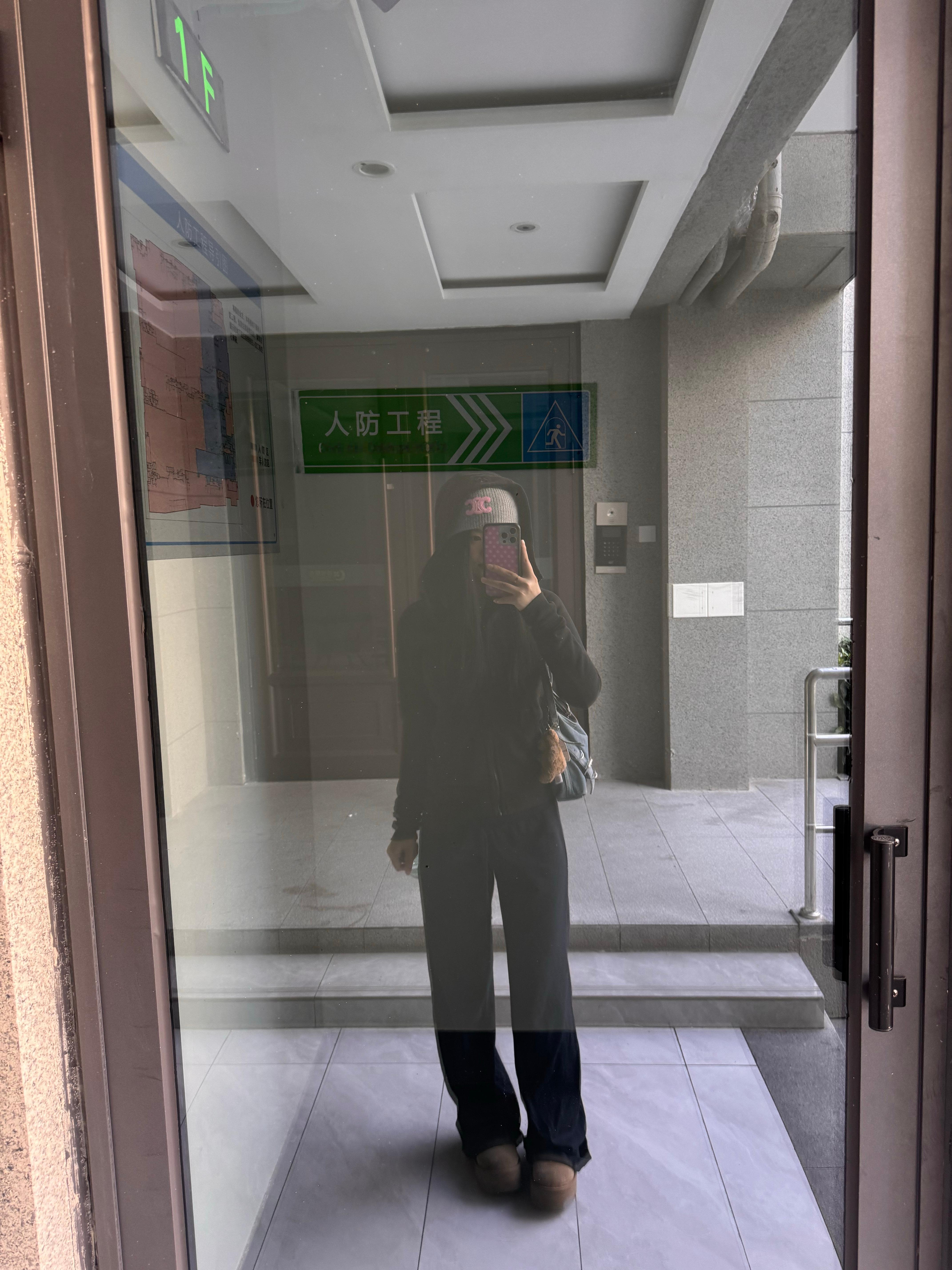 走到门口拍了99+