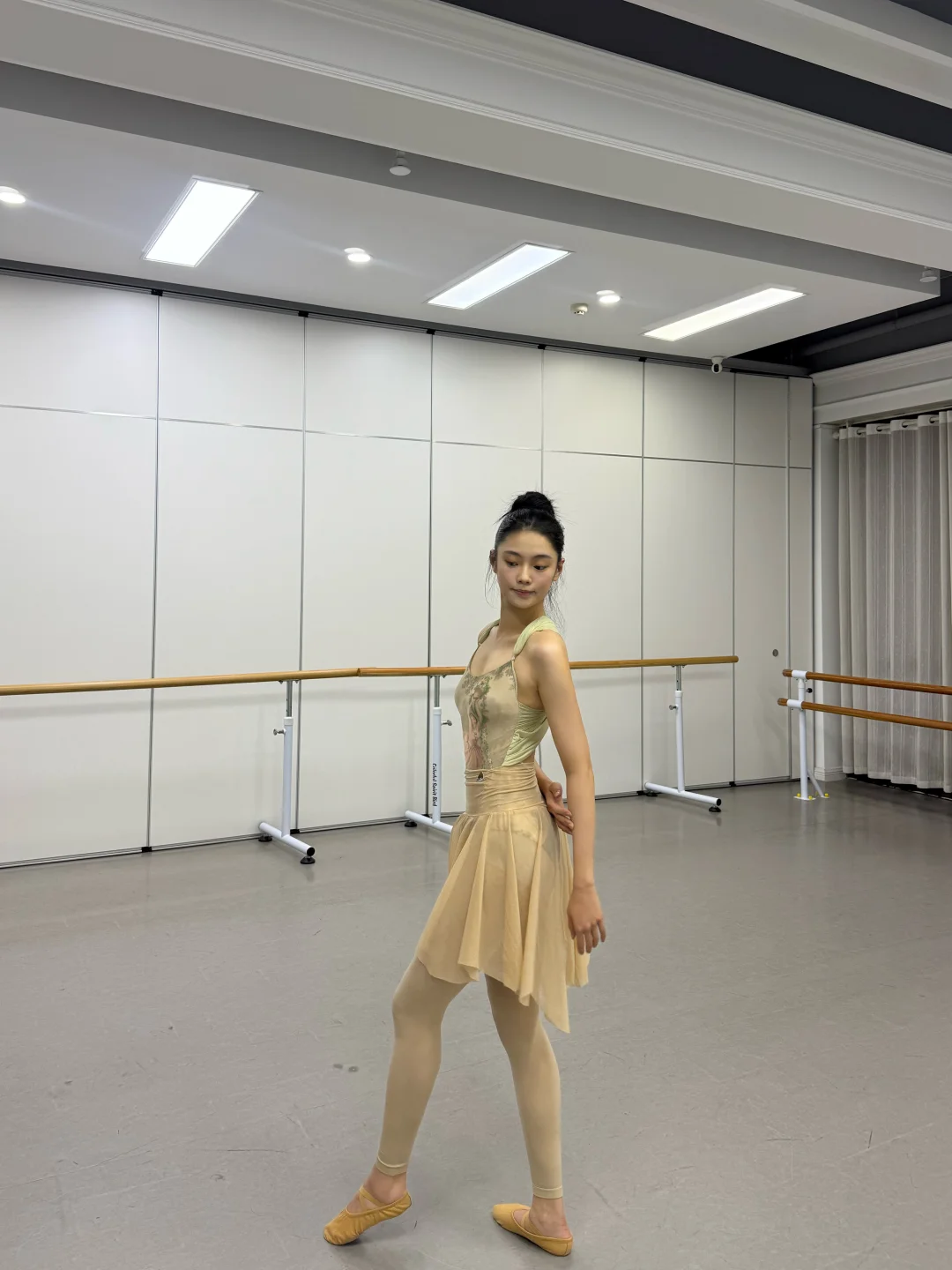JAC｜洛可可油画