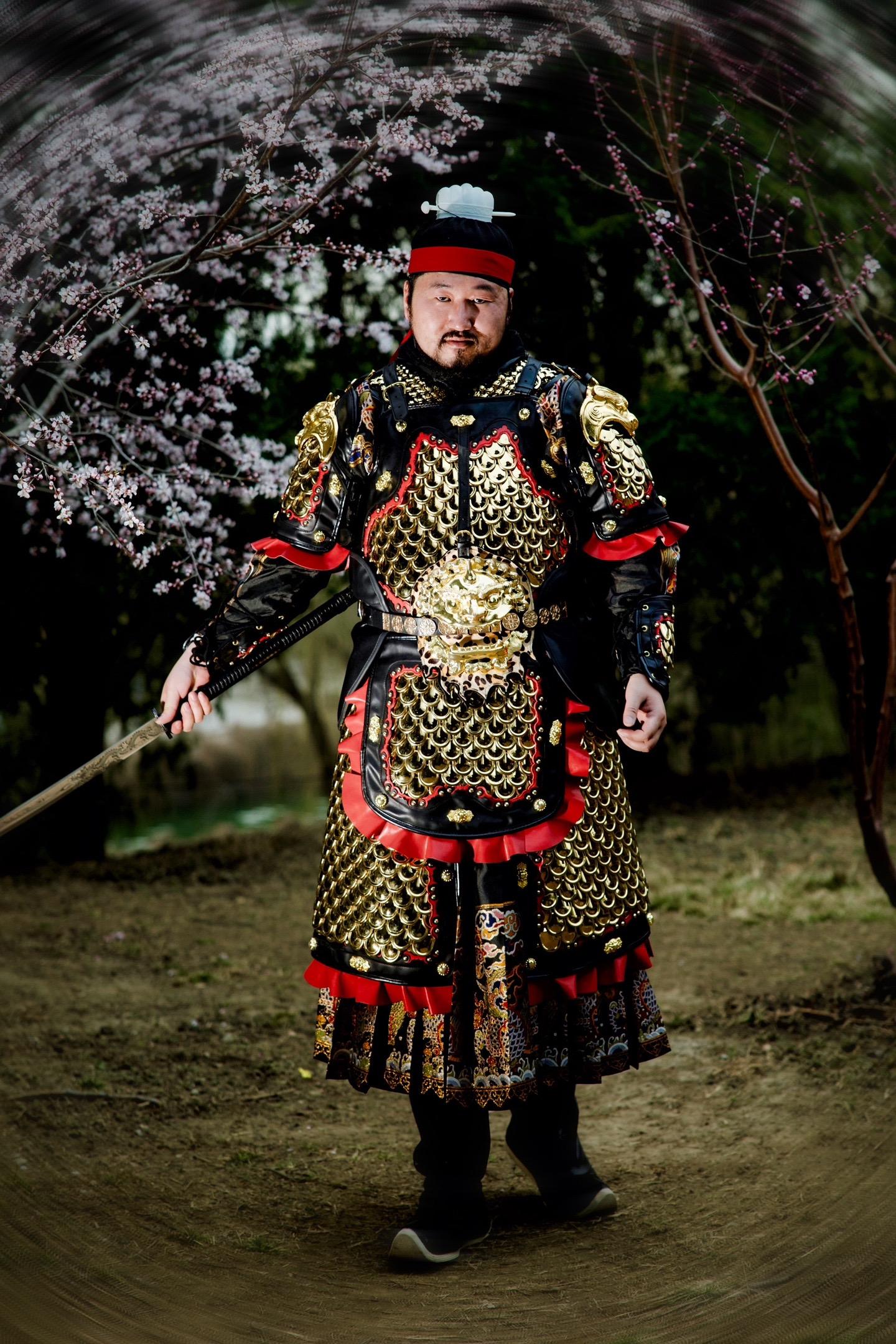 柔弱山桃花衬托出极致的暴力美学⚔️北京。花期已到。  这次来颐和园拍摄...